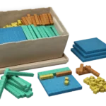 Set scolar extins Dienes Base Ten in 4 culori - 452 piese